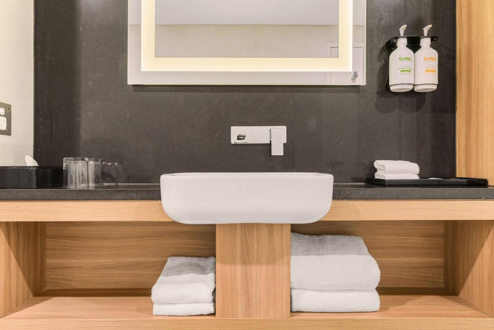 Holiday Inn Darling Harbour